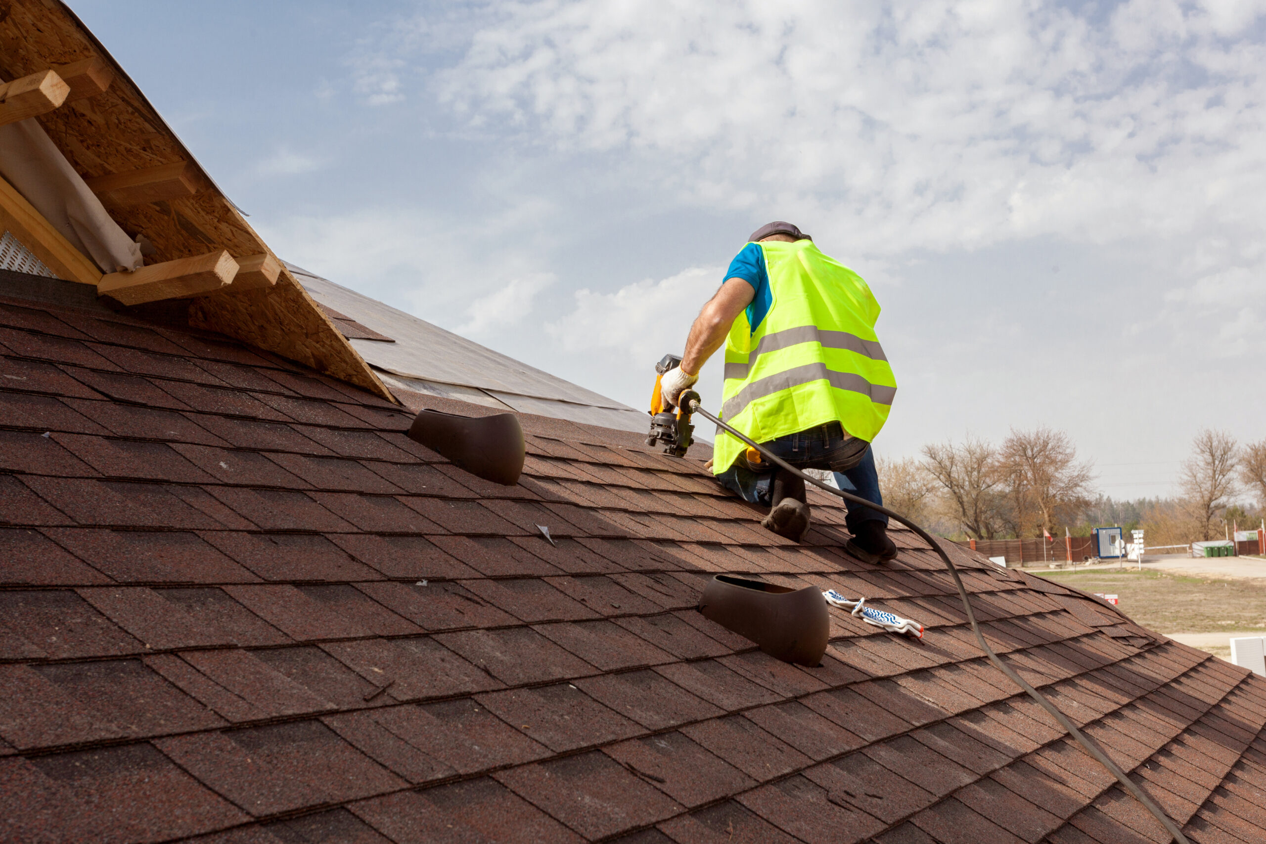 emergency roof leak repair in Bethlehem GA