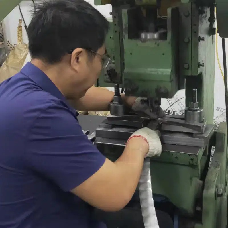 custom metal lapel pins